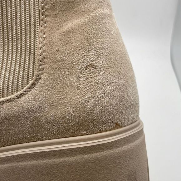 CUSHIONAIRE Women's slip on chelsea boot +Memory Foam SIZE 7 Wide - Picture 7 of 9